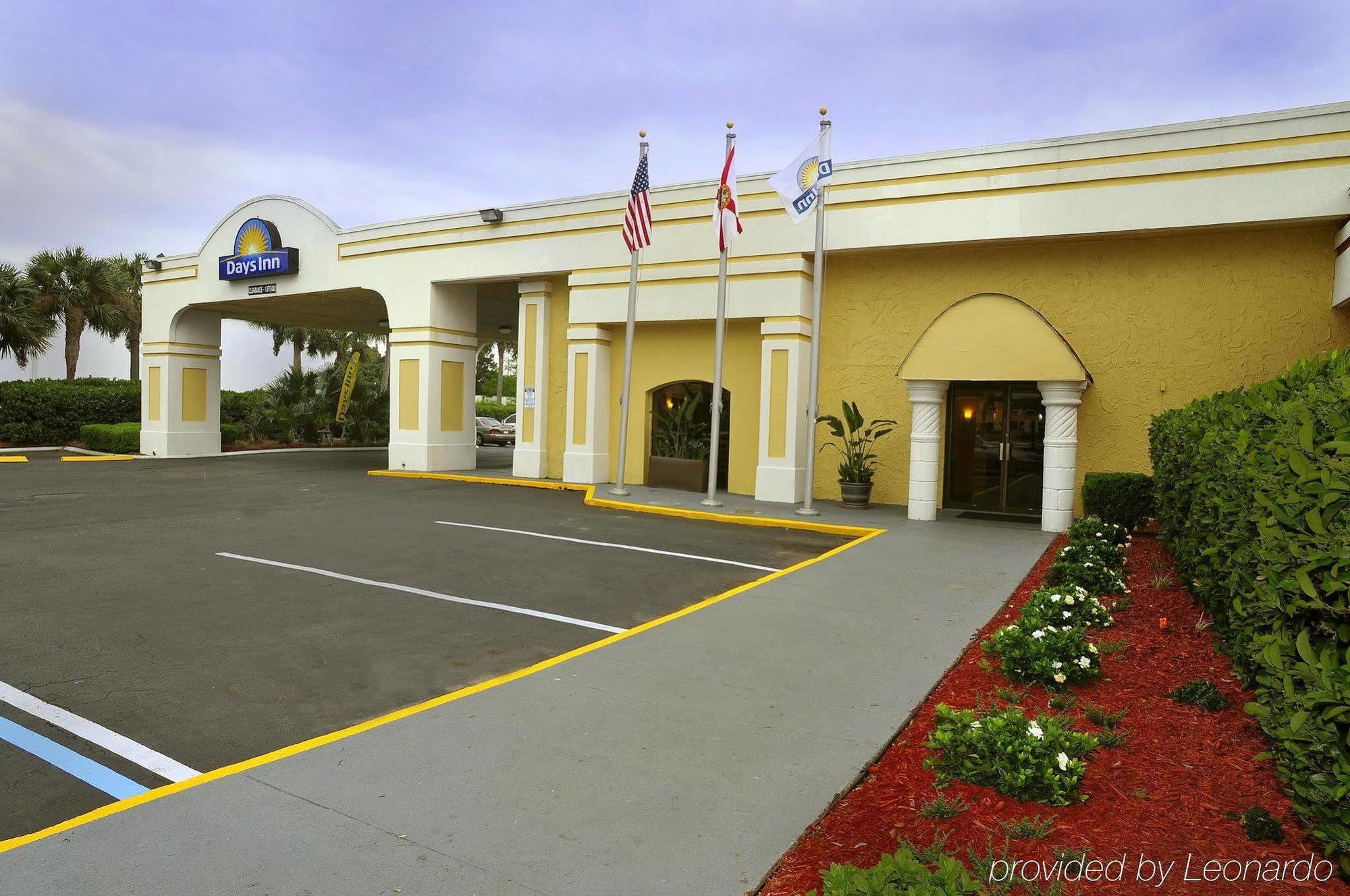 Days Inn By Wyndham Neptune Beach Jacksonville Beach Exterior foto