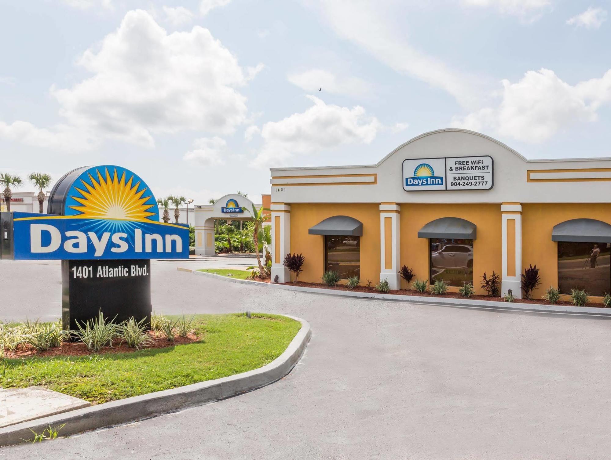 Days Inn By Wyndham Neptune Beach Jacksonville Beach Exterior foto